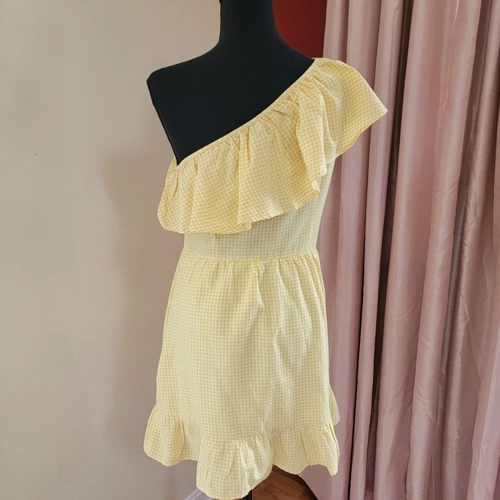 Altar'd State Yellow Gingham One Shoulder Dress Size Medium EUC - Picture 3 of 10
